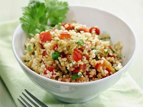 Afrikanischer Couscous-Salat Grapefruit Recipes, Bulgur Salad, Couscous Salat, Diner Recept, Summer Recipes Dinner, Couscous Salad, Light Dinner, Quinoa Recipes, Summer Dinner