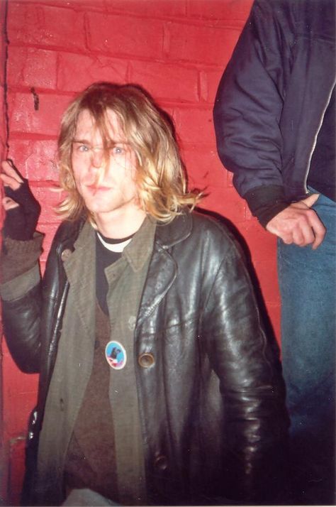 Kurt Cobain, 12/10/91, Newport, Wales Curco Vein, Where Did You Sleep Last Night, Kurt Cobain Photos, 27 Club, Donald Cobain, Kaptan Jack Sparrow, Krist Novoselić, Peter Steele, Nirvana Kurt Cobain