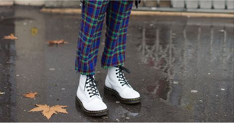 How to Wear Doc Martens | POPSUGAR Fashion White Doc Martens Work Outfit, How To Wear White Doc Martens, How To Style White Doc Martens Fall, How Yo Style Doc Martens, Ways To Style White Doc Martens, White Blaire Doc Martens Outfit, Black Doc Martens Outfit, White Doc Martens Outfit, How To Wear Doc Martens