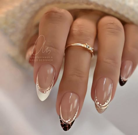 French Tip Nail Designs, Cat Kuku, Elegant Nails, Fancy Nails, Chic Nails, French Tip Nails, Nail Accessories, Flower Nails, Perfect Nails