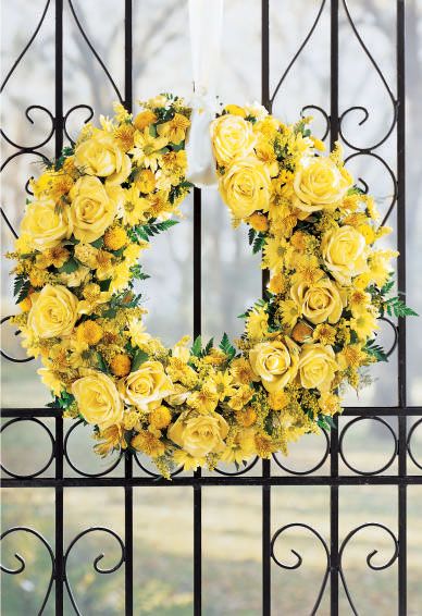 Yellow Wreaths, Yellow Weddings, Artificial Bridal Bouquets, Roses Wreath, Yellow Christmas, Yellow Wreath, Yellow Cottage, Yellow Garden, Rose Wreath