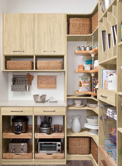 Pantry Layout, House Pantry, Dream Pantry, Pantry Laundry, Pantry Room, Custom Pantry, Organized Pantry, Pantry Remodel, Pantry Makeover