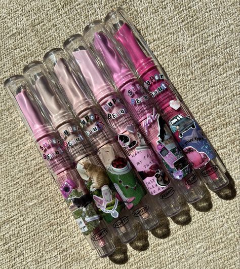 Florette Lip Gloss Sticks Florette Makeup, Lip Gloss Stick, Makeup Pics, Dream Makeup, Lip Balm Stick, Aesthetic Shop, Perfume Design, Pink Car, Lip Glosses