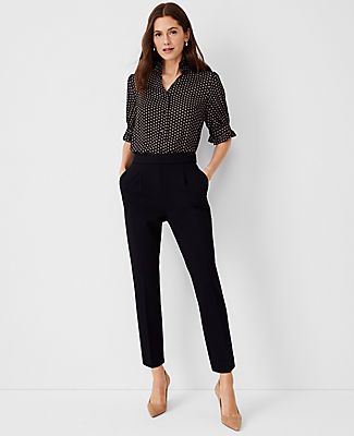 Size 6 Petite Outfits Women, Tapered Work Pants, Women’s Business Pants, High Waist Tapered Pants, Office Wear Styles For Ladies, Women’s Basic Wardrobe, Black Pencil Pants Outfit, Suit Separates Women Outfit, Women’s Fashion Casual Work