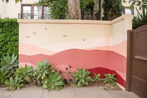 Mural Wall Art Exterior, Decorate Outside Wall, House Exterior Mural, Outside Wall Painting Ideas, Painted Garden Wall, Spa Mural, Outdoor Wall Paint, Exterior Murals, Wall Murals Diy