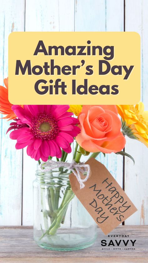 Unique Mother's Day Gift Ideas Gift With Photos, Mother's Day Crafts For Kids, Origami Paper Flowers, Easy Mother's Day Crafts, Family Projects, Thrifty Thursday, Mother's Day Crafts, Beginner Blogger, Framed Photo Collage