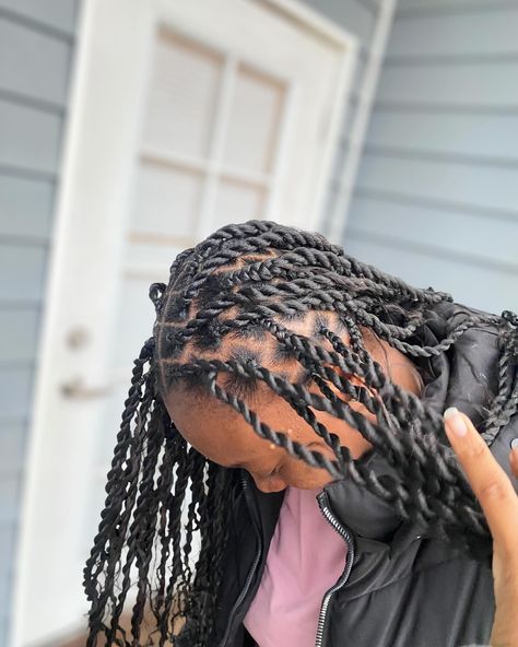 Knotless Twists 🔥! Everyone’s favorite ! Midback length- medium partings . A little curls to it. #BraidGoals #BraidInspiration #BraidLove #BraidStyles #BraidQueen #BraidLife #BraidedBeauty #BraidedUp #BraidGameStrong #BraidAddict. Enjoy exploring different braided hairstyles! #twists Knotless Twists, Different Braided Hairstyles, Jojo Jojo, Braid Inspiration, Braid Styles, Braided Hairstyles, Braids, Twist, Hairstyles