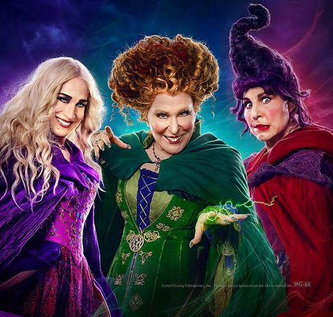 Hocus Pocus Fanart, Hocus Pocus Characters, Hermanas Sanderson, Hocus Pocus Movie, Sarah Sanderson, Hocus Pocus Witches, Hocus Pocus 2, Best Halloween Movies, Halloween Hocus Pocus