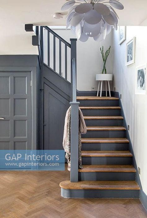 Grey staircase Grey Staircase, Staircase Styles, Floor To Ceiling Cabinets, Painted Staircases, Open Stairs, Hallway Inspiration, Painted Stairs, Entry Hallway, Future House