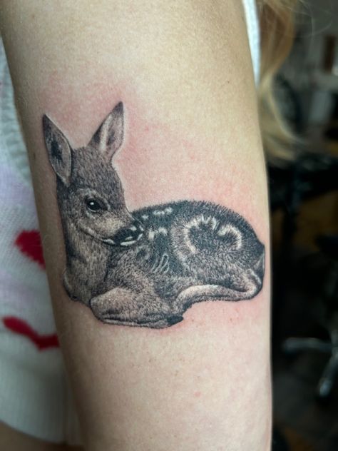 Fawn tattoo, Bambi tattoo Fawn Aesthetic, Fawn Tattoo, Deer Tattoo, Tatting, Tattoo Ideas, Deer, Tattoos, Flowers, Quick Saves