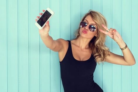 9 Tips on How to Build Raving Fans for Your Blog How To Pout, Athleisure Brands, Instagram Tools, Bodysuit Tops, Social Media Tool, Instagram Analytics, Blonde Women, Instagram Growth, Instagram Influencer