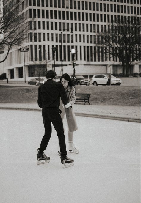 Ice Skating Couple Aesthetic, Couple Ice Skating Aesthetic, Ice Skating Aesthetic Couple, Couples Ice Skating, Ice Skating Photoshoot, Couples Photoshoot Winter, Winter Couple Photography, Abc Dates, Couple Ice Skating