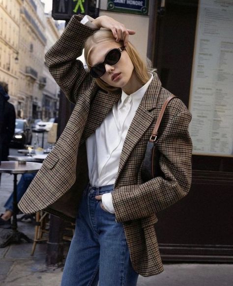 plaid blazer outfits, fall outfits, fall fashion outfits, fall aesthetic, fall outfit Plaid Blazer Outfit, Checkered Blazer, Herringbone Blazer, Blazer Outfit, Brown Blazer, Outfit Jeans, Mode Chic, Houndstooth Blazer, Checked Blazer