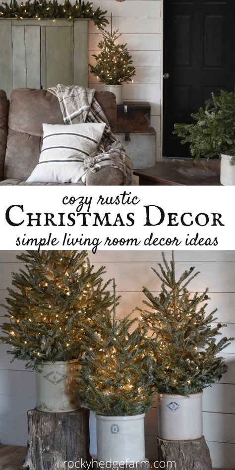 Rustic Decor Christmas, Xmas Decorating Ideas Living Rooms, Farmhouse Christmas Decor Ideas Diy Living Room, Mud Room Christmas Decor Ideas, Modern Farmhouse Xmas Decor, Simple Cottage Christmas Decor, Modern Farmhouse Christmas Living Room, Warm Cozy Christmas Decor, Rustic Simple Christmas Decor