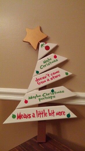 Grinch Wood Christmas Tree, Grinch Wooden Christmas Tree, Grinch Christmas Tree Wooden, Wooden Grinch Tree Diy, Grinch Pallet Tree, Pallet Grinch Signs, Grinch Trees, Grinch Decorations, Grinch Christmas Party