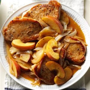 Skillet Pork Chops with Apples & Onion Recipe- Recipes  Simple recipes that land on the table fast are a lifesaver. I serve skillet pork chops with veggies and, when my husband lobbies, cornbread stuffing. —Tracey Karst, Ponderay, ID Apple Pork Chop Recipes, Pork Chops With Apples, Apples And Onions, Skillet Pork Chops, Cornbread Stuffing, Easy Pork Chops, Apple Pork, Apple Pork Chops, Easy Pork Chop Recipes