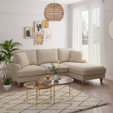 Simple Couch, Small Corner Sofa, Small Couch, Corner Sofa Design, Living Room Decor Inspiration, Corner Sofas, Arm Design, Corner Sofa Bed, Home Design Living Room