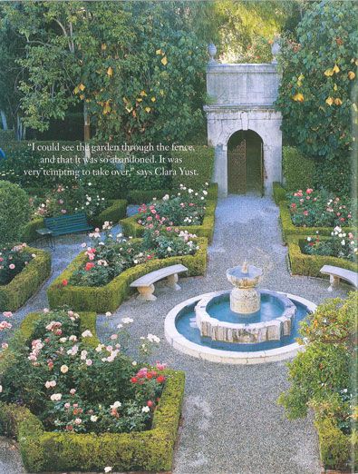 Bloxburg Fountain Ideas, Bloxburg Fountain, Bloxburg Garden Ideas Front Yard, Cottage Garden Modern, Garden Design French, Garden With Fountain, Modern Garden Art, Box Gardens, European Gardens