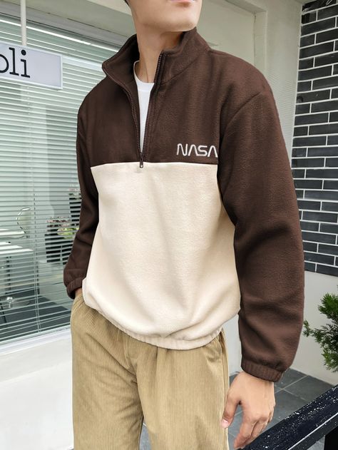 Half Zip Sweatshirt Outfit Men, Half Zip Sweatshirt Outfit, Sweatshirt Outfit Men, Drop Shoulder Sweatshirt, Men Sweatshirts, Winter Fashion Outfits Casual, Men Hoodies, Men Photography, Dropped Shoulder Sweatshirt