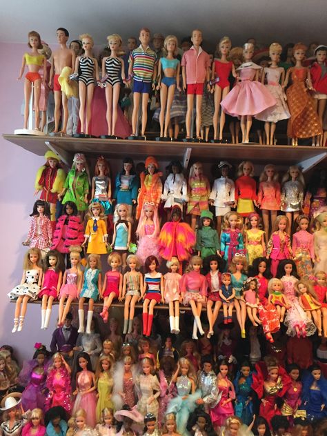 Dolls, dolls, dolls | Patty B | Flickr Francie Doll, Barbie Pics, Doll Museum, Vintage Porcelain Dolls, Doll Room, Barbies Pics, Barbie Room, Dawn Dolls, Barbie Dolls Diy