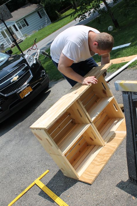 DIY Lemonade Stand Kids Lemonade Stands, Lemonade Stand Ideas, Mud Kitchen For Kids, Diy Lemonade Stand, Kids Lemonade, Diy Lemonade, Lemonade Stands, Outside Fall Decor, Market Stands