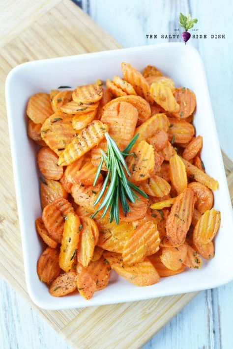 Roasted Carrots with Fresh Rosemary | Oven Roasted Carrots Recipe Carrots In Oven, Easter Side Dishes Recipes, Salty Side Dish, Fluff Salad Recipes, Oven Roasted Carrots, Slow Cooker Green Beans, Carrots Side Dish, Pea Salad Recipes, Roasted Carrots Recipe