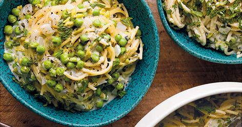 Instant Pot Spaghetti with Goat Cheese, Mint and Peas Recipe - PureWow Summer Dump, Dump Dinners, Spring Dinner, Fast And Slow, Pea Recipes, Alfredo Sauce, Goat Cheese, Om Nom, One Pot