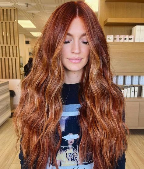 Red And Gold Hair Color Highlights, Brunette Hair To Red, Copper Hair With Red Lowlights, Natural Red Hair With Babylights, Balayage In Red Hair, Hair 2023 Trends Copper, Ginger Red Balayage, Redhead Balayage Copper, Natural Red And Brown Hair