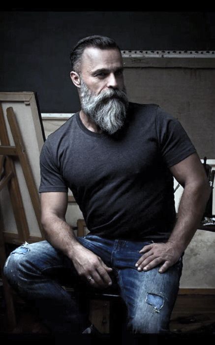 60 Grey Beard Styles For Men - Distinguished Facial Hair Ideas Barba Hipster, Beards And Mustaches, Man With A Beard, Long Beard, Beard Game, Grey Beards, Beard Hairstyle, Great Beards, Beard Tattoo