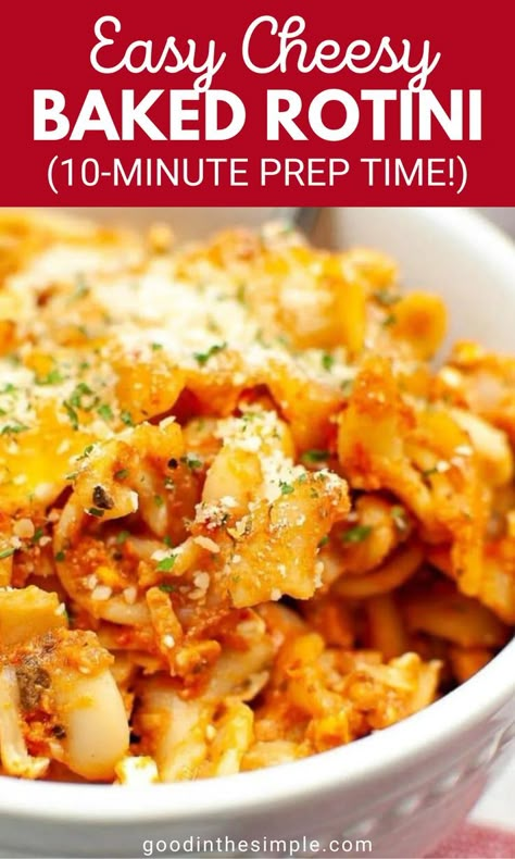 Cheesy baked rotini casserole served for family dinner. Easy Meatless Pasta, Rotini Recipes Easy, Simple Baked Pasta, Baked Rotini Pasta Recipes, Pasta Rotini Recipes, Meatless Casseroles Main Dishes, Meatless Pasta Bake, Rotini Baked Pasta, Rotini Pasta Casserole Recipes