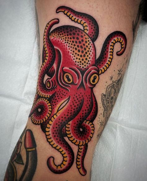 𝕿𝖍𝖊 𝕿𝖗𝖆𝖉 𝕮𝖔𝖑𝖑𝖊𝖈𝖙𝖎𝖛𝖊 on Instagram: “Love this solid Octopus by the great @andrewbtattooer - Andrew Basinger is based out of Costa Mesa, California. Books are currently closed…” Octopus Tattoos For Men, Traditional Tattoo Octopus, Traditional Octopus Tattoo, Cute Octopus Tattoo, Octopus Tattoo Ideas, Tattoo Octopus, Tattoo Lines, Traditional Tattoo Drawings, Tattoo Perna