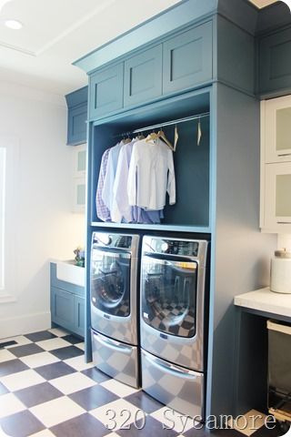 blue laundry with checkered floor Checkered Floor, Laundry Room Storage Shelves, Organizar Closet, Laundry Room/mud Room, Pantry Laundry Room, Small Laundry Room Organization, Room Storage Diy, Laundry Ideas, Dream Laundry Room