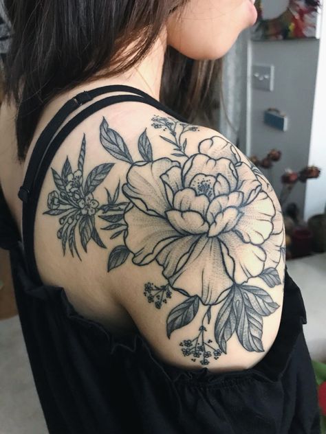 Peony Shoulder Tattoo Traditional, Peony Tattoo Traditional, Peony Back Tattoo, Peony Shoulder Tattoo, Japanese Peony Tattoo, Tattoo Peony, Upper Leg Tattoos, Plymouth Uk, Peony Flower Tattoos