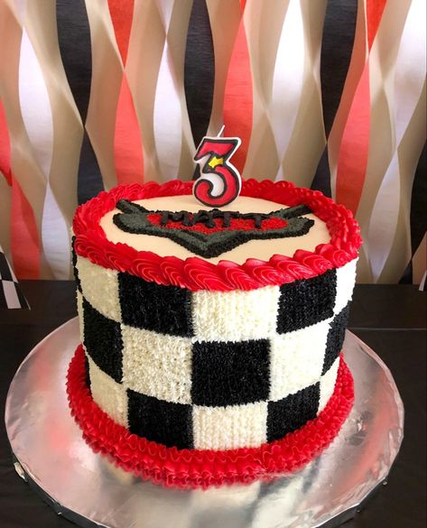 Black And White Checkered Cake, Two Fast Birthday Cake Ideas, Race Theme Cake, Checkered Birthday Cake, Checkered Flag Cake, Two Fast Birthday Cake, Nascar Cake, Checkered Cake, Car Cakes