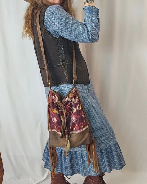 Amazing pieces sourced just for you! Spell dreamweaver bag, 70s genuine vintage blue floral prairie dress (epic boots sold) jodi lee fringe bag & gorgeous suede crochet vest funky western bolo tie some cool belts & bags. Shop via website ✨️ 👌 Cool Belts, Western Bolo Tie, Fringe Bags, Bolo Tie, Crochet Vest, Bags Shop, Prairie Dress, Belt Bag, Blue Floral