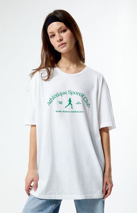 Athletique Sportif Club Oversized T-Shirt Sports Tshirt Designs, Women's Graphic Tees, Graphic Trends, Comfy Sweatpants, Paris T Shirt, Athletic Style, Club Shirts, Athletic Fashion, Oversized T Shirt