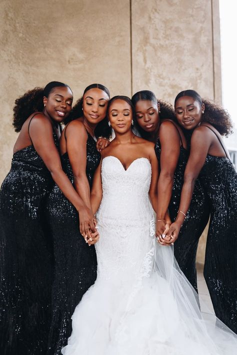 Black Wedding Photos, Black White And Gold Wedding, Black People Weddings, Wedding Group Photos, Wedding Party Poses, College Sweethearts, Bridesmaid Poses, White And Gold Wedding, Bridesmaid Pictures