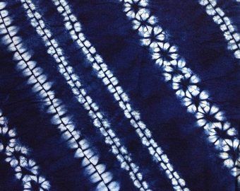 Dye Cotton Fabric, Shibori Dyeing, Diy Tie Dye Techniques, Tie Dye Bedding, Shibori Fabric, Natural Indigo Dye, Indigo Tie Dye, Shibori Silk, Tie Dye Techniques