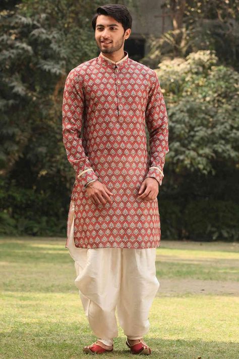 IMG_1380 Indian Attire For Men, Kurta Pajama Pathani, Pathani Kurta For Men, Pathani Suit For Men, Pathani Kurta Pajama, Mens Pathani, Sherwani Design, Stylish Boy Clothes, Pathani Suit