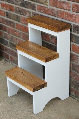 Wood Step Stool Diy, Step Table, Simple Wood Projects That Sell, Bed Steps For High Beds, 2×4 Diy, Small Stools Wood, Dresser Woodworking Plans, Wooden Stools Diy, Step Stool Diy