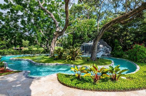 Lazy River Backyard Diy, House With Lazy River, Backyard Lagoon Pool, Lazy River Pool Backyard Diy, Lazy Pool Backyard, Residential Lazy River, Putt Putt Backyard, 1 Acre Backyard Ideas With Pool, Backyard River Pond