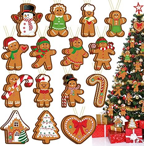 Christmas Party Classroom, Candyland Tree, Christmas Tree Gingerbread, Gingerbread Kitchen, Gingerbread Christmas Tree, Wooden Christmas Tree Decorations, Kitchen Ornaments, Rich Style, Christmas Tree Decorating Themes