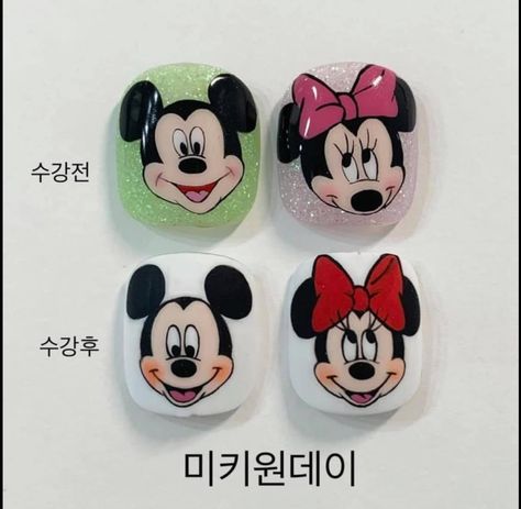 Miky Mouse Nail Art, Mikey Mouse Nails Art, Mickey Nail, Mickey Mouse Nail Art, Miki Mouse, Cartoon Nail Designs, Gold Gel Nails, Mickey Mouse Nails, Disney Inspired Nails