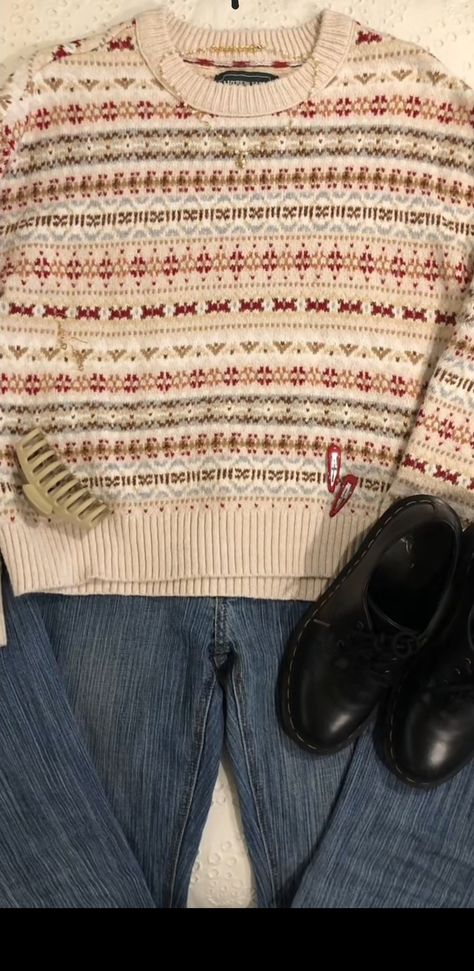 Granpa Sweater, Grandma Sweaters Aesthetic, Chunky Grandpa Sweater, Knit Grandpa Sweater, Grandma Sweater Aesthetic, Cozy Grandpa Sweaters, Grandma Sweaters, Artsy Sweaters, Funky Grandpa Sweaters