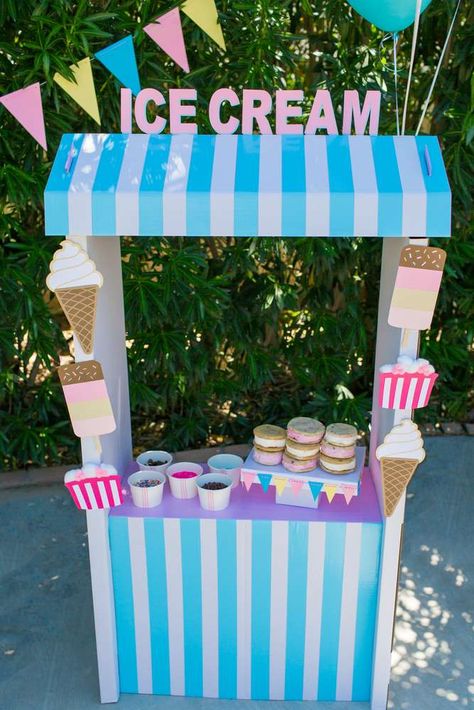 Ice Cream Stands Ideas, Ice Cream Stand Ideas, Ice Cream Stand Diy, Cardboard Ice Cream Stand, Diy Ice Cream Stand, Summer Ice Cream Party, Ice Cream Birthday Party Theme, Templat Kotak, Ice Cream Decorations