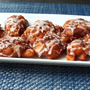 Chef John's Apple Fritters Apple Fritters Recipe, Best Apple Desserts, Baked Apple Fritters, Fritters Recipe, Food Wishes, Fritter Recipes, Cooked Apples, Apple Fritters, Sweet Roll