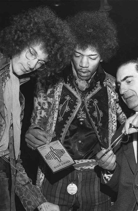 Buddy Miles, Noel Redding, Hey Joe, Jimi Hendrix Experience, Rock Guitarist, Guitar Hero, Janis Joplin, Rock Legends, Classical Guitar