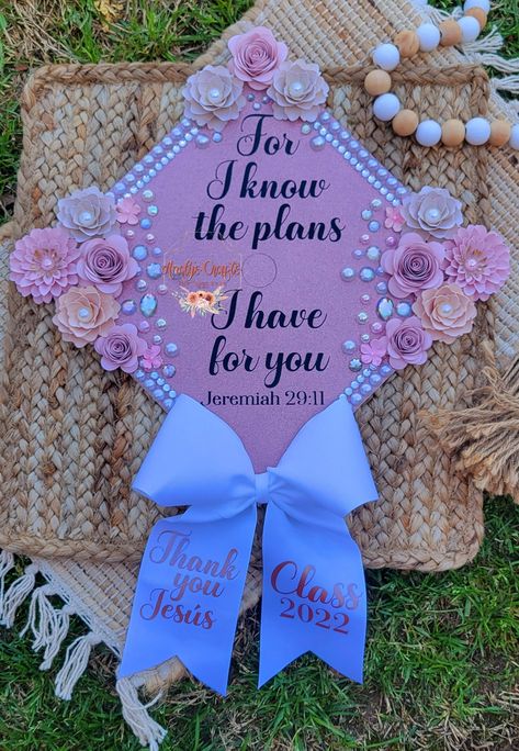 "CONGRATS Grad! Make your day super special and unforgettable with a custom grad cap! With your choice of colors and style! With a very special phrase to remember your biggest accomplishment. Felicidades en tu graduación! As tu día especial y recordatoria para siempre. Ordenando tu birrete a tu agrado y en forma muy especial. Después guardalo como arte en un cuadro para que siempre recuerdes tu gran dia. ---------------------- DETAILS: -INSPIRATIONAL QUOTE IS DONE WITH HTV OR VINYL DEPENDING ON Graduation Cap God Quotes, God Cap Decoration Graduation, Customized Caps Graduation, Boho Grad Cap Ideas, Delayed But Never Denied Graduation Cap, Bling Graduation Cap Ideas, Graduation Cap Designs God Quotes, Graduation Cap Designs With Bow, Girl Grad Cap Ideas