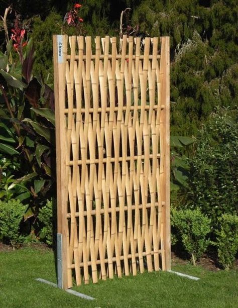 Bamboo Wall Design, Bamboo Backdrop, Bamboo Fences, Bamboo Garden Fences, Bamboo Roof, Bamboo House Design, Build Projects, Bamboo Trellis, Bamboo Panels