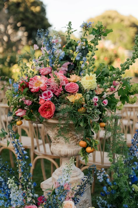 276-LauraGordon©_Kelsey&WilliamWedding October Garden Wedding, Pedestal Arrangements, Powder Blue Wedding, Violet Wedding, Wedding Spain, Outdoor Fall Wedding, Wedding Ceremony Backdrop, Garden Birthday, Wedding Reception Inspiration